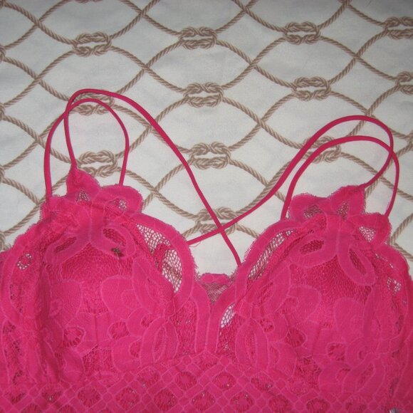 Zenana Falling For You Plus Brallete - Picture 3 of 11